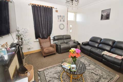 4 bedroom terraced house for sale, Kensington Street, Bradford BD8