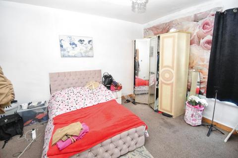 4 bedroom terraced house for sale, Kensington Street, Bradford BD8