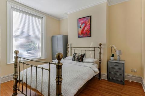 2 bedroom apartment for sale, Westby Road, Bournemouth