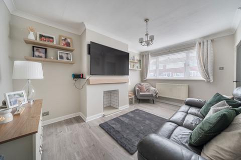 2 bedroom end of terrace house for sale, Cedar Close, Margate CT9