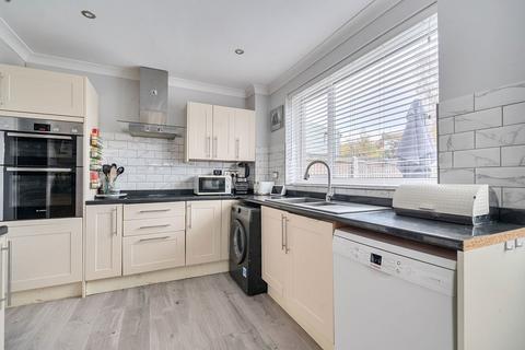 2 bedroom end of terrace house for sale, Cedar Close, Margate CT9