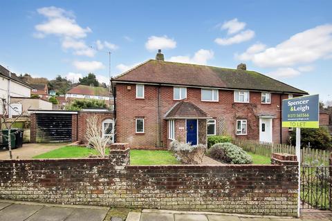 3 bedroom semi-detached house to rent, Heath Hill Avenue, Bevendean, Brighton