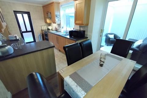 3 bedroom semi-detached house for sale, Oldhill Close, Talke Pits, Stoke-on-Trent