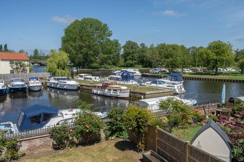 4 bedroom link detached house for sale, River View, Beccles