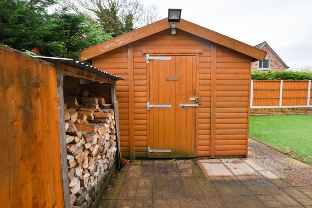 Shed &amp; Log Store