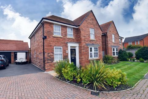 4 bedroom detached house for sale, Stevens Grove, Market Drayton