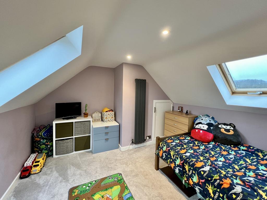 9 Queenshill Park, Ringford - Williamson and Henry