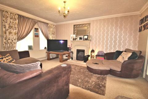 4 bedroom detached house for sale, Wingfield Drive, Potton, Sandy