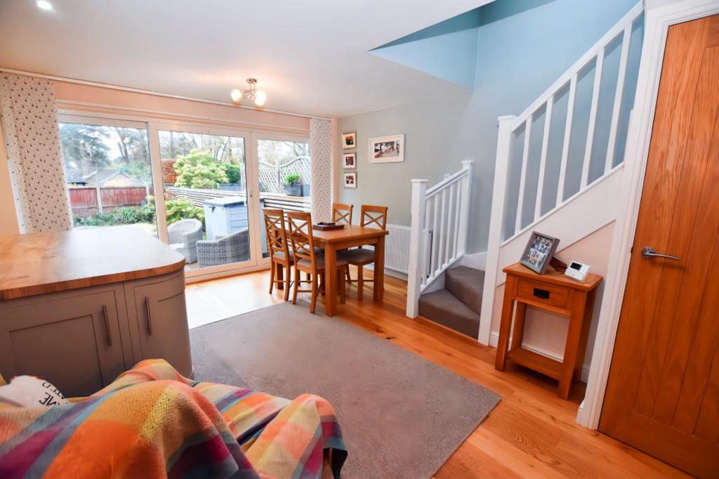 Dining Kitchen 6