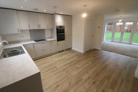 3 bedroom end of terrace house to rent, Rowan Close, Willerby, Hull