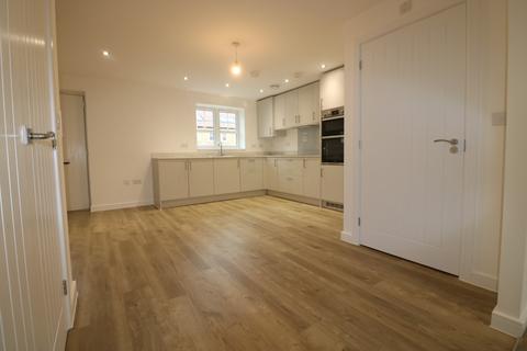 3 bedroom end of terrace house to rent, Rowan Close, Willerby, Hull