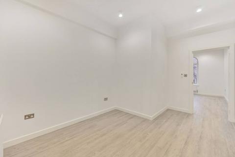 1 bedroom flat to rent, Wimbledon Hill Road, Wimbledon, London, SW19