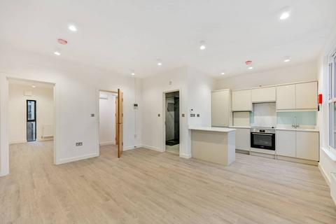 undefined, Wimbledon Hill Road, Wimbledon, London, SW19