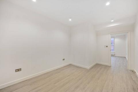 1 bedroom flat to rent, Wimbledon Hill Road, Wimbledon, London, SW19