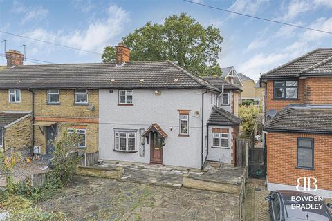 undefined, Colvin Gardens, Fairlop