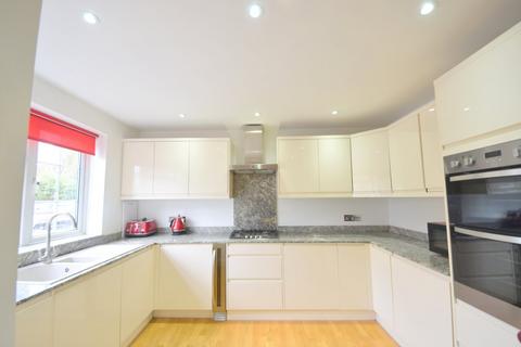 3 bedroom end of terrace house to rent, Western Drive, Wooburn Green, High Wycombe, Buckinghamshire, HP10