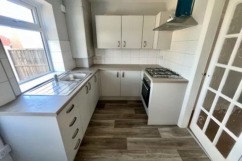 2 bedroom terraced house to rent, Wyndshiels, Birmingham B46