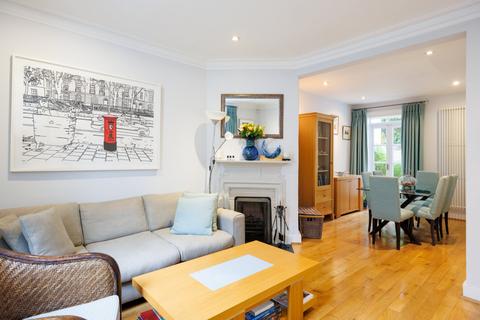 undefined, Quill Lane, London