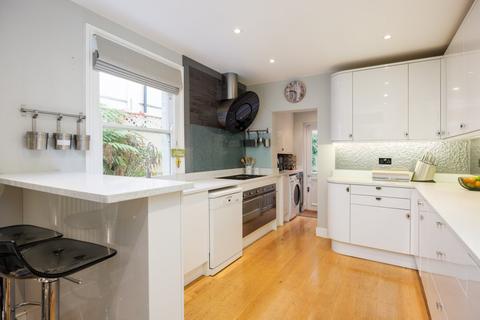 undefined, Quill Lane, London