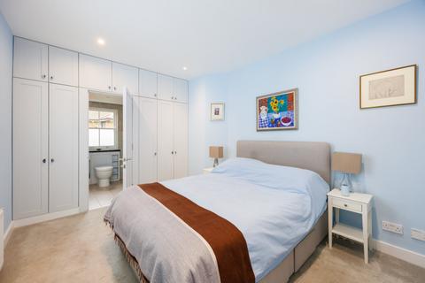 undefined, Quill Lane, London