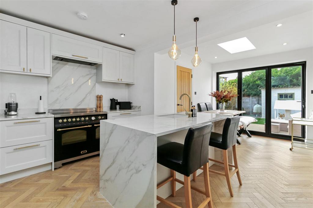 Rt WT BXH T Job169 77 jackson road 24 121120252216