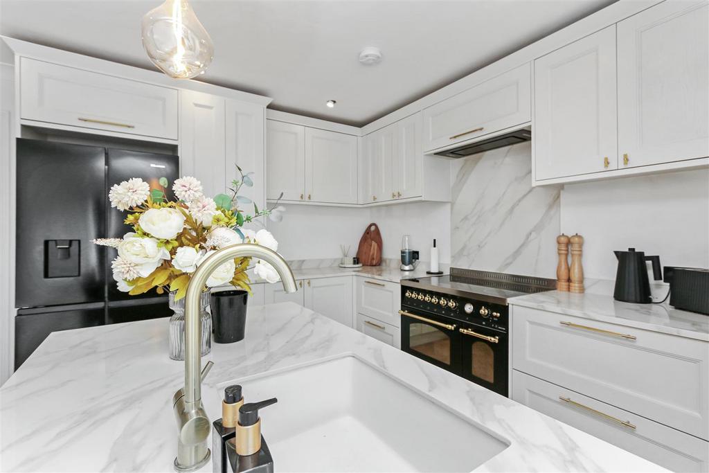 Rt WT BXH T Job169 77 jackson road 24 121120252216