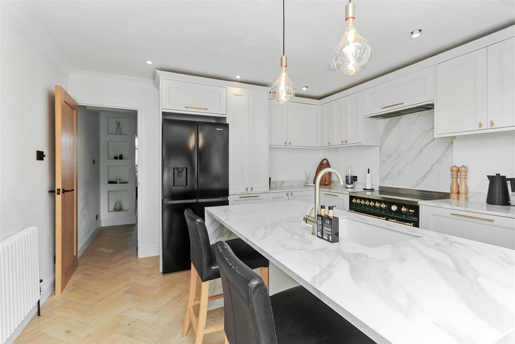 Rt WT BXH T Job169 77 jackson road 24 121120252216