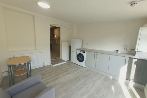 undefined, Tudor Road, Hayes, UB3