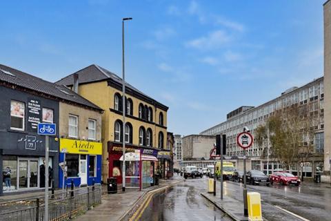2 bedroom flat to rent, Raglan Road, Leeds