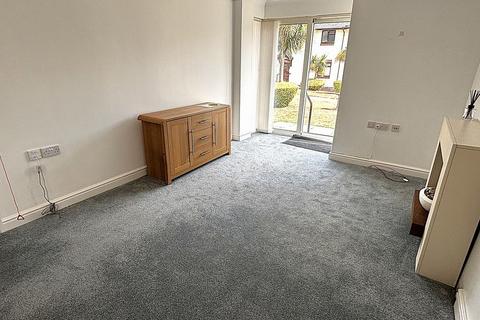 2 bedroom retirement property for sale, Priory Gardens, Abergavenny