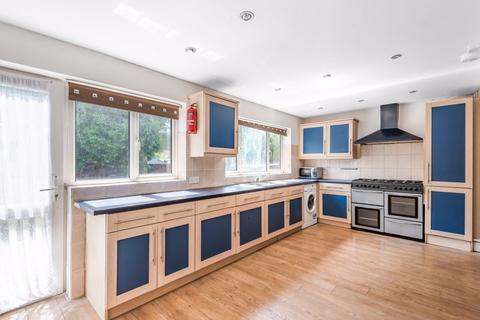 6 bedroom semi-detached house to rent, Barlee Crescent, Uxbridge, UB8