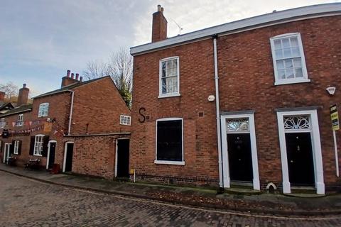 3 bedroom terraced house to rent, 6 Castle View, The Newarke LE1 5WH