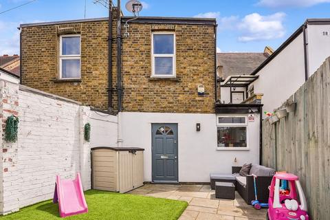 3 bedroom apartment to rent, Criterion Buildings, Portsmouth Road, KT7