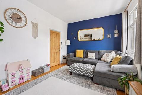 3 bedroom apartment to rent, Criterion Buildings, Portsmouth Road, KT7