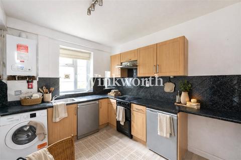 2 bedroom apartment for sale, Manor Court, High Street, London, N14