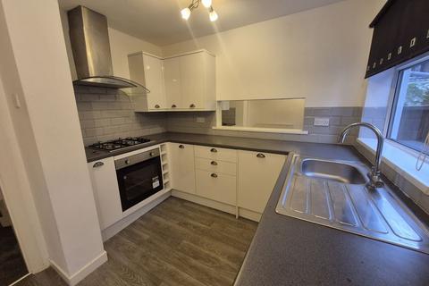 2 bedroom end of terrace house to rent, Whitburn Avenue, Birmingham B42