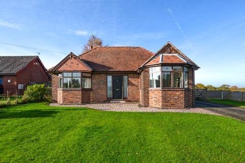 3 bedroom detached house for sale, Blue Stone Lane, Ormskirk L40