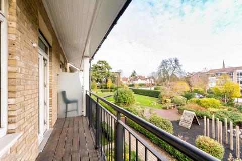 69 Marbaix Gardens, Isleworth, TW7 4FD