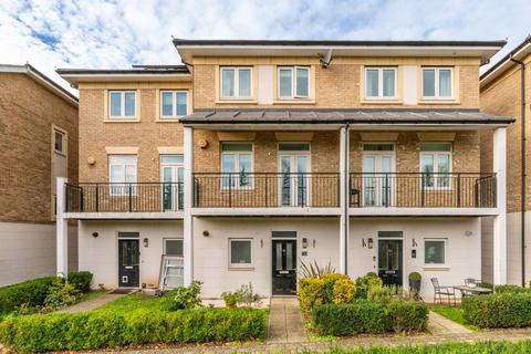 undefined, Marbaix Gardens, Isleworth, TW7