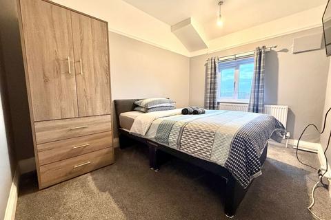 2 bedroom end of terrace house to rent, Wyndshiels, Birmingham B46