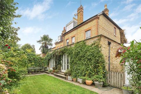 undefined, St. Margarets Road, Twickenham, TW1