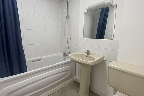 Studio to rent, Bouverie Court,  Farnan Road, London
