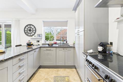 undefined, Hillside Walk, Brentwood, Essex, CM14