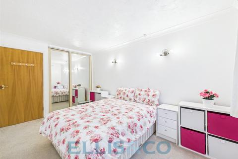 1 bedroom apartment for sale, Waterloo Road, Tonbridge, Kent, TN9