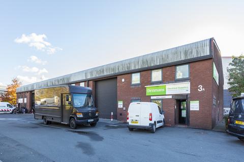Industrial unit to rent, Ashburton Rd W Manchester M17 1RW