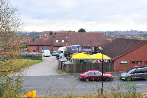 Retail property (high street) to rent, Warbler Pl Kidderminster DY10 4DZ