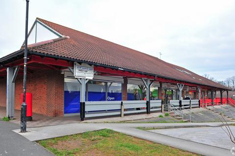 Retail property (high street) to rent, Warbler Pl Kidderminster DY10 4DZ