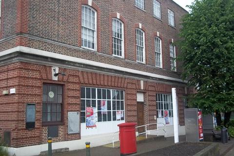 Retail property (high street) to rent, 92 Station Rd West Wickham BR4 0QE