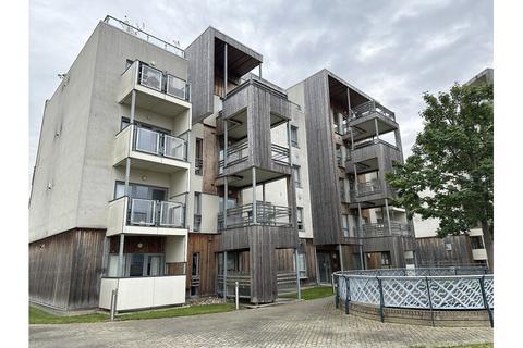 2 bedroom apartment to rent, Glenalmond Avenue, Cambridge CB2