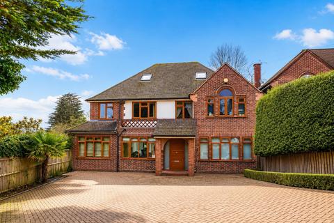 Austell Gardens, Mill Hill, NW7